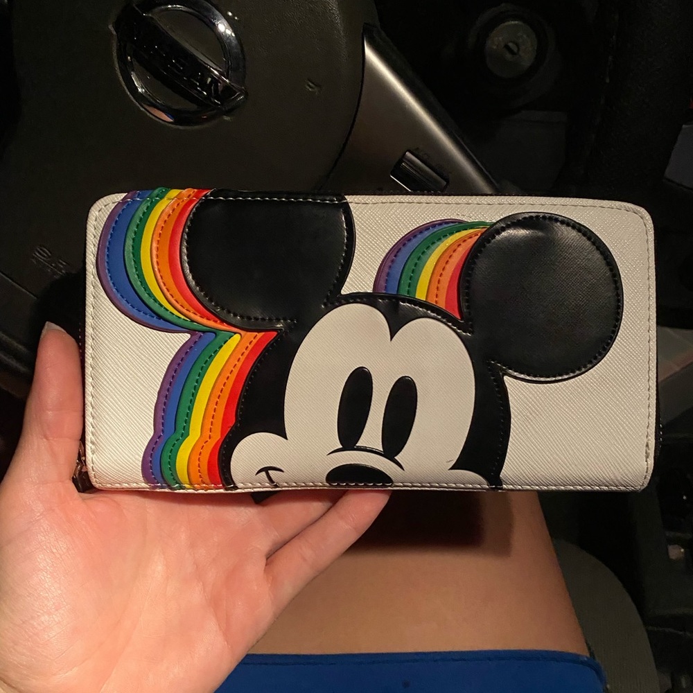 Disney wallet